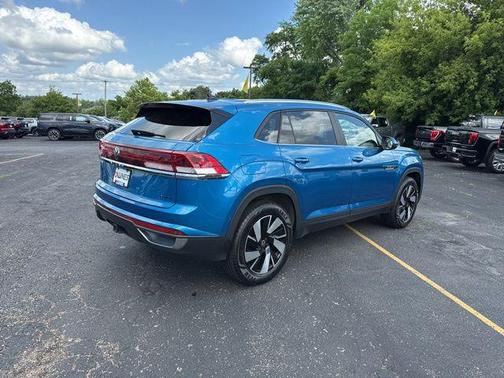 2024 Volkswagen Atlas Cross Sport 2.0T SE w/Technology 4MOTION