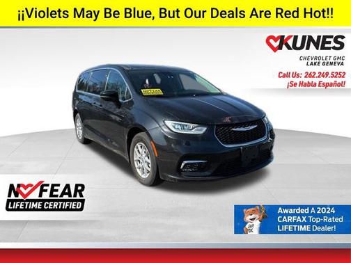 2024 Chrysler Pacifica Touring L