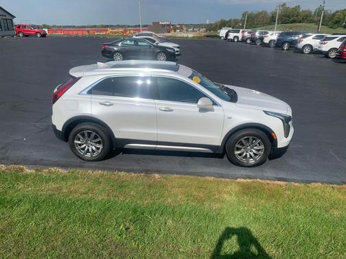 2019 Cadillac XT4 Premium Luxury