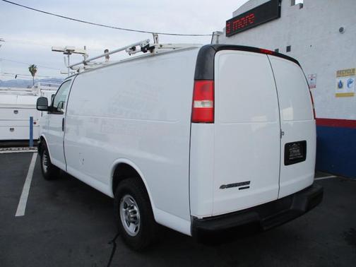 Summit White 2013 Chevrolet Express 2500 Work Van