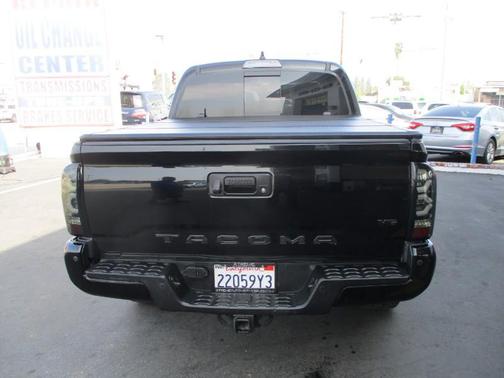 Midnight Black Metallic 2021 Toyota Tacoma SR