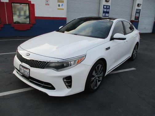 Snow White Pearl 2016 Kia Optima SXL Turbo