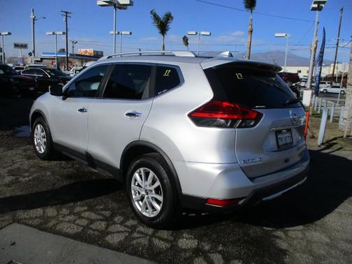 Brilliant Silver 2017 Nissan Rogue SV