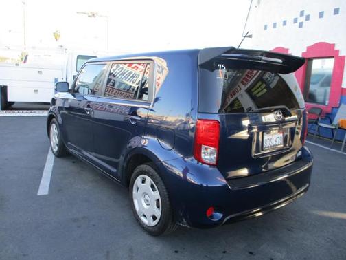 Nautical Blue Metallic 2013 Scion xB 10 Series