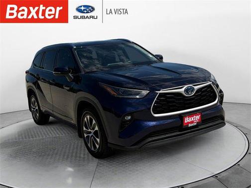 2021 Toyota Highlander Hybrid XLE