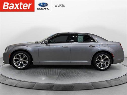 2016 Chrysler 300C Platinum