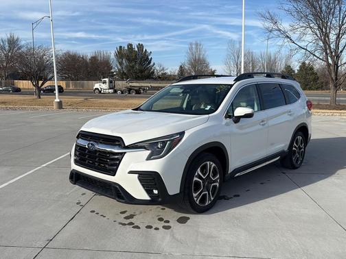 2023 Subaru Ascent Limited 8-Passenger
