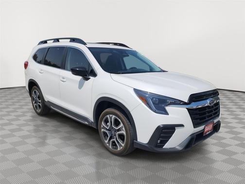 Crystal White Pearl 2025 Subaru Ascent Limited 7-Passenger