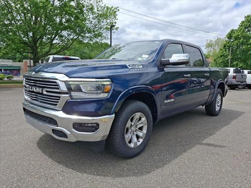 2022 RAM 1500 Laramie Crew Cab 4x4 57' Box