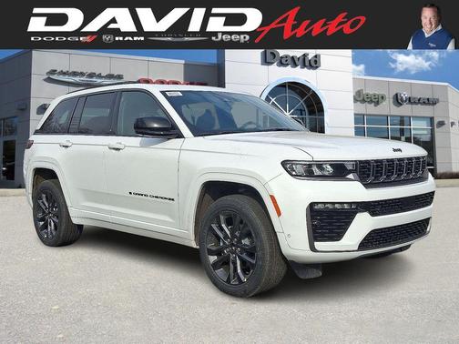 Bright White Clearcoat 2026 Jeep Grand Cherokee Limited