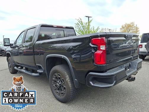Black 2022 Chevrolet Silverado 2500 LTZ