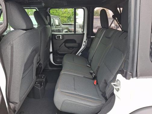 Bright White Clearcoat 2026 Jeep Wrangler Sport