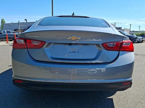 Sterling Gray Metallic 2024 Chevrolet Malibu LT