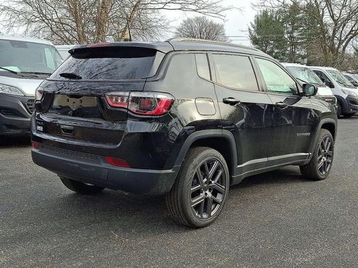 Diamond Black 2026 Jeep Compass Limited