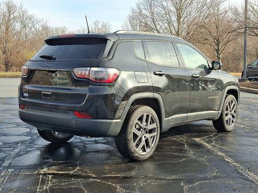 Diamond Black 2026 Jeep Compass Limited