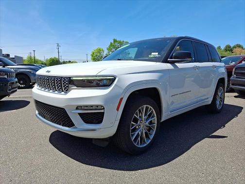 2022 Jeep Grand Cherokee Summit 4x4