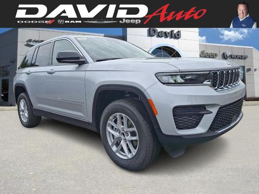 Silver Zynith 2026 Jeep Grand Cherokee Laredo X