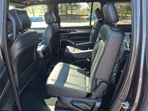 Metallic 2026 Jeep Grand Wagoneer L LIMITED RESERVE