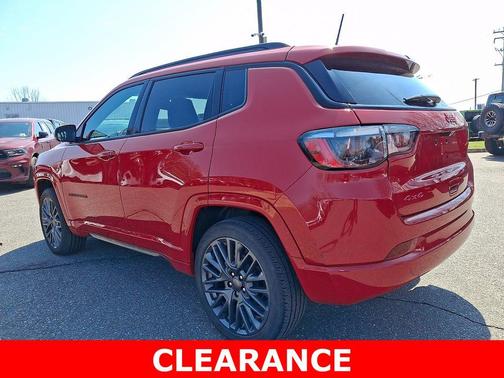 Redline Pearlcoat 2022 Jeep Compass Limited