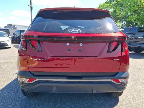 Red 2024 Hyundai TUCSON SEL