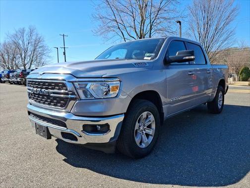 2022 RAM 1500 Big Horn Crew Cab 4x4 57' Box
