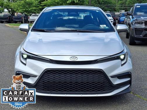 Classic Silver Metallic 2024 Toyota Corolla SE