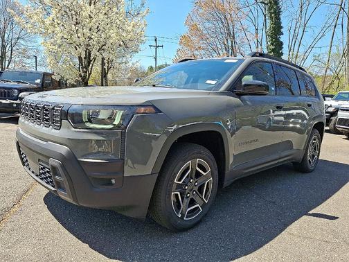 Sting Gray Clearcoat 2026 Jeep Cherokee LAREDO/LIMITED