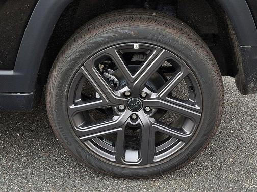 Diamond Black 2026 Jeep Compass Limited
