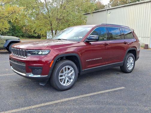 Velvet Red Pearlcoat 2025 Jeep Grand Cherokee L Laredo
