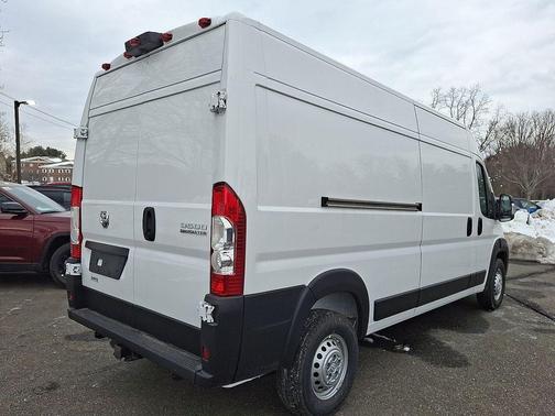 Bright White Clearcoat 2026 RAM ProMaster 3500 High Roof
