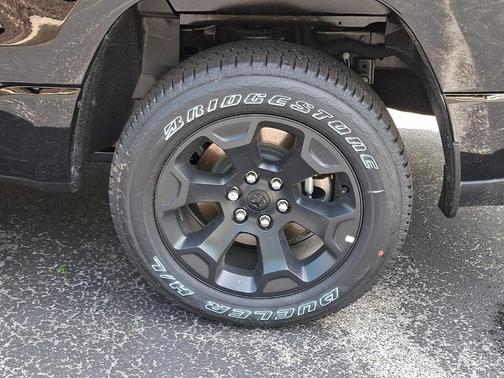 Diamond Black 2026 RAM 1500 Express