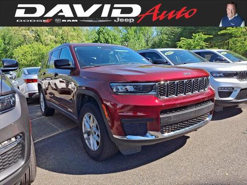 2023 Jeep Grand Cherokee L Laredo 4x4
