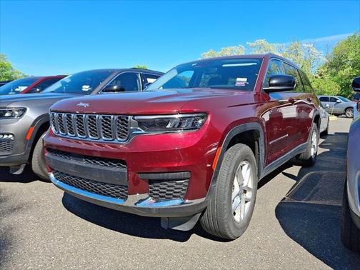 2023 Jeep Grand Cherokee L Laredo 4x4