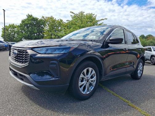 Black Metallic 2024 Ford Escape Active