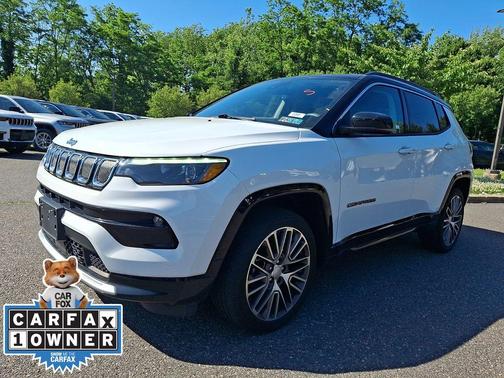 Bright White Clearcoat 2022 Jeep Compass Limited