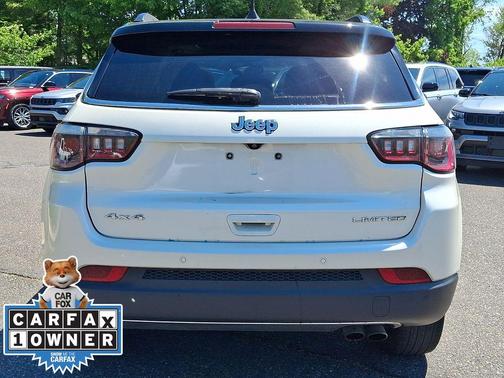 Pearl White Tri-Coat 2019 Jeep Compass Limited