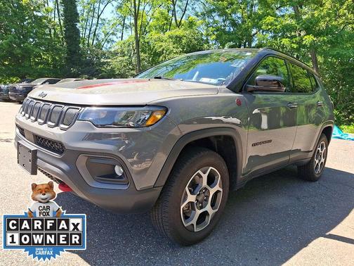 Sting Gray Clearcoat 2022 Jeep Compass Trailhawk
