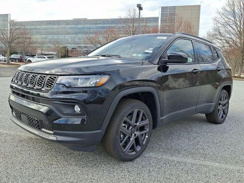 Diamond Black 2026 Jeep Compass Latitude