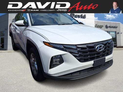 White Pearl 2024 Hyundai TUCSON SEL