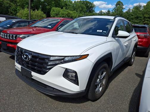 White Pearl 2024 Hyundai TUCSON SEL