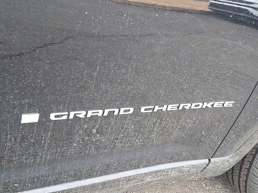 Diamond Black 2026 Jeep Grand Cherokee Limited