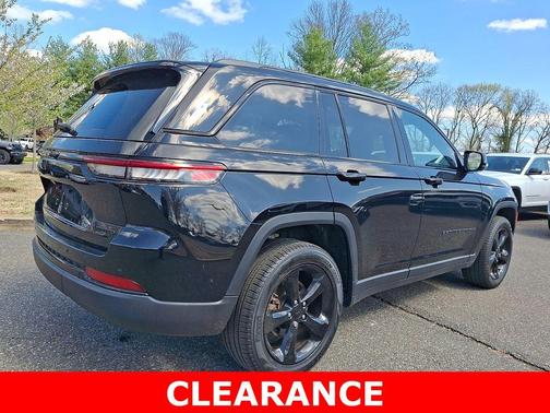 Diamond Black 2023 Jeep Grand Cherokee Limited