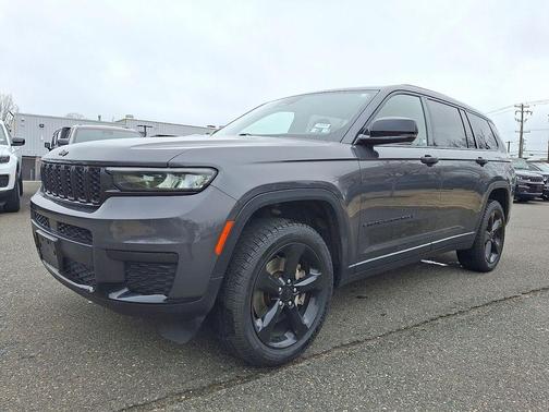 Metallic 2023 Jeep Grand Cherokee L Laredo