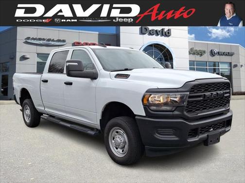 2024 RAM 2500 Tradesman Crew Cab 4x4 64' Box