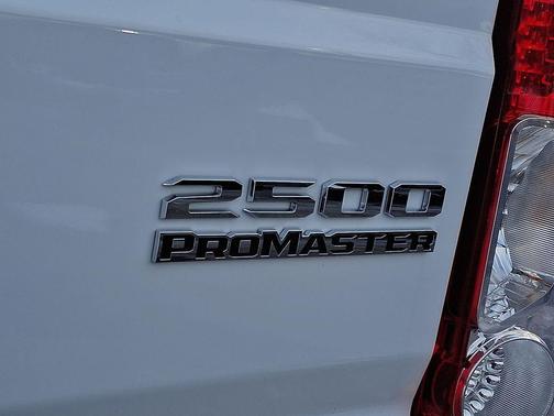 Bright White Clearcoat 2026 RAM ProMaster 2500 High Roof
