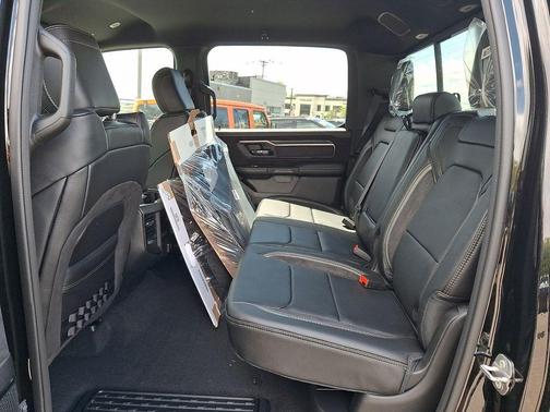 Diamond Black 2026 RAM 1500 RHO
