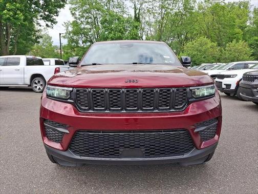 2023 Jeep Grand Cherokee Altitude 4x4