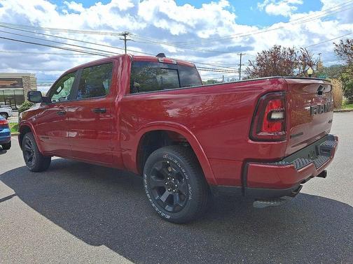 Molten Red Pearlcoat 2026 RAM 1500 Big Horn/Lone Star
