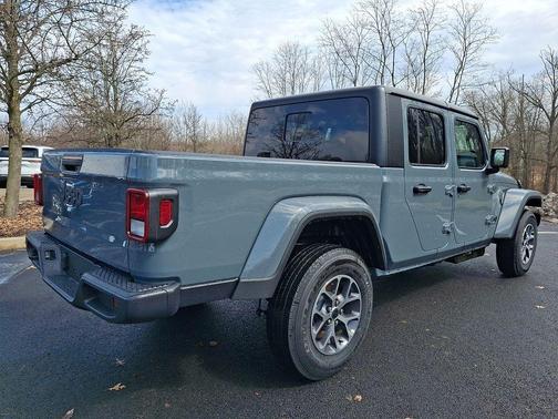 Anvil Clearcoat 2026 Jeep Gladiator Sport