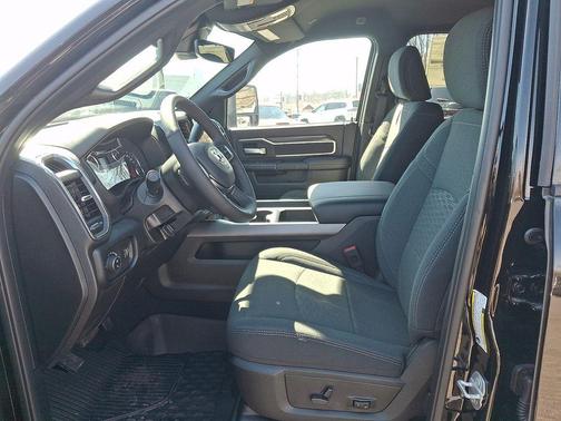 Diamond Black 2026 RAM 2500 Big Horn